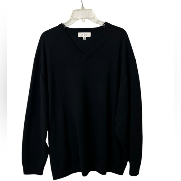 Turnbury extra fine Marino wool V Neck, long sleeve
Lightweight sweater black - Picture 3 of 6